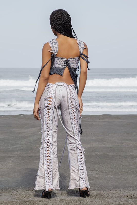 It's Easy to Get Lost Here Pants